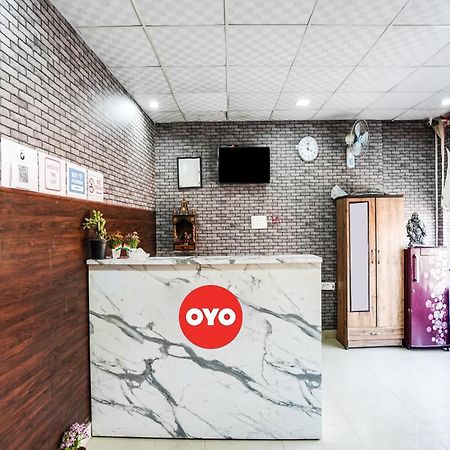 Hotel O Dream Palace Inn ノイダ エクステリア 写真